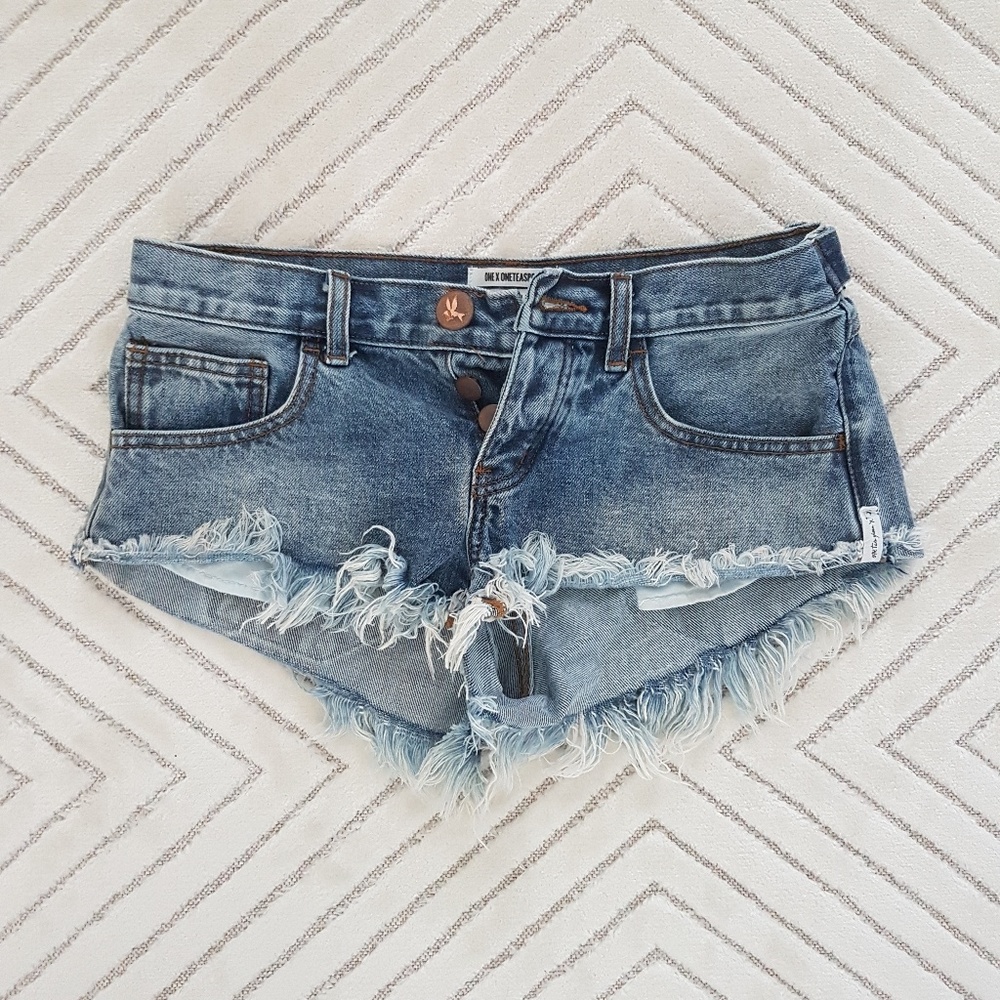 One Teaspoon No 2s cutoff shorts